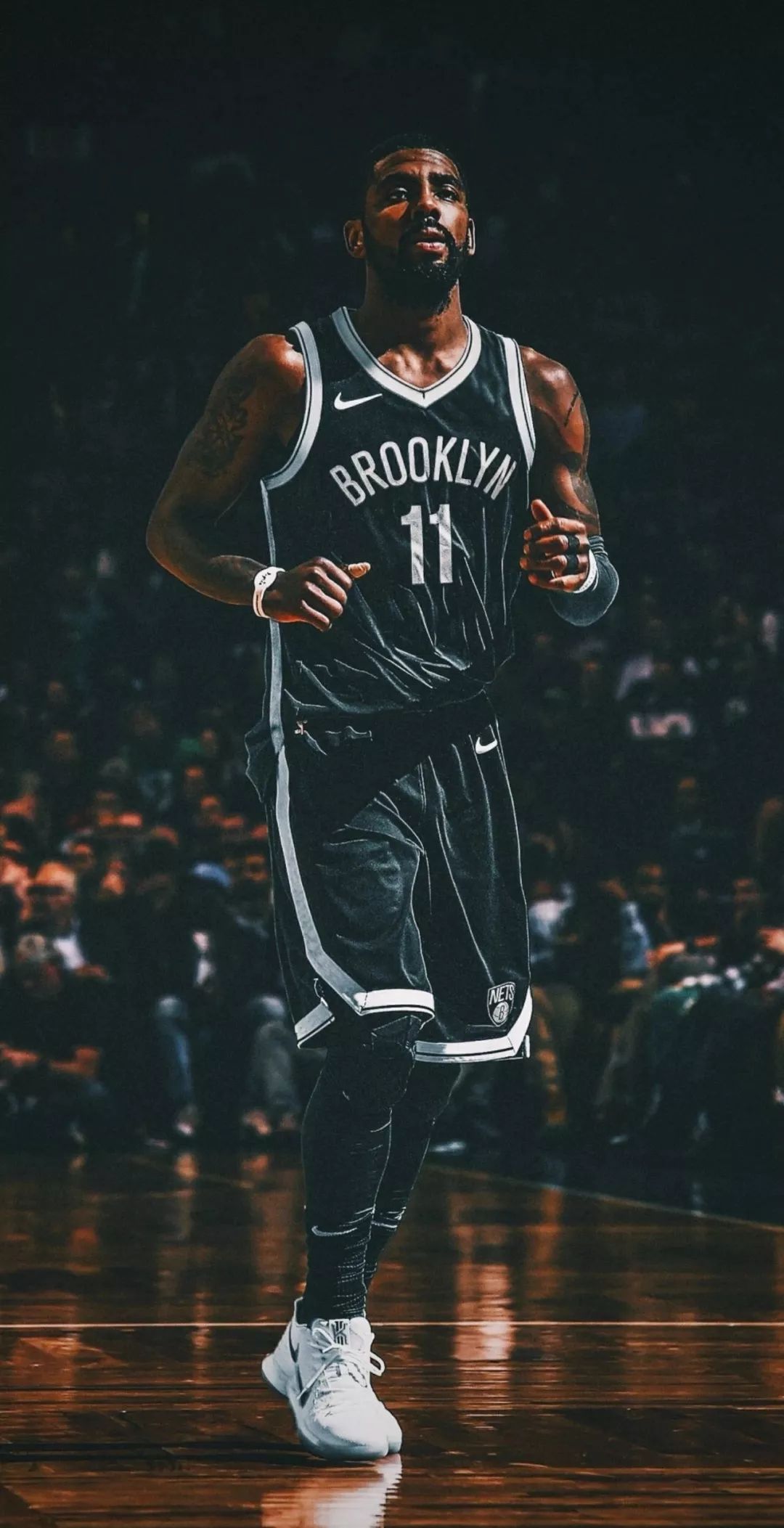 以其深厚的 以其深厚的