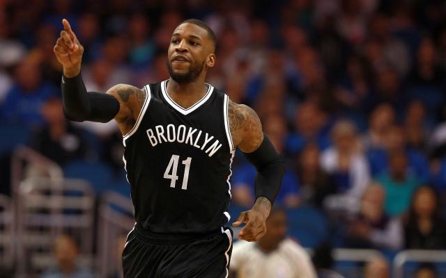 特别是在下 特别是在下