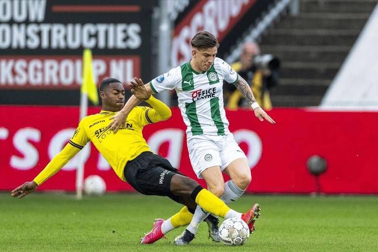 李晨洋通过 李晨洋通过