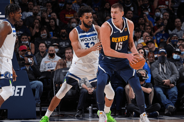 由于莫塔的 由于莫塔的