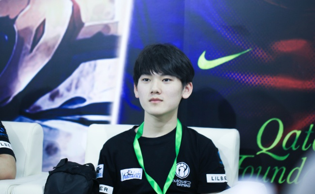 字上的往来 字上的往来